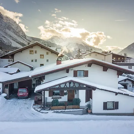 Holzerstubn * 埃尔瓦尔德