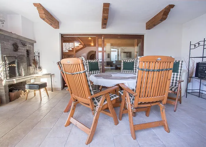 Holzerstubn * Эрвальд