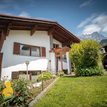 Holzerstubn Vakantiehuis Ehrwald